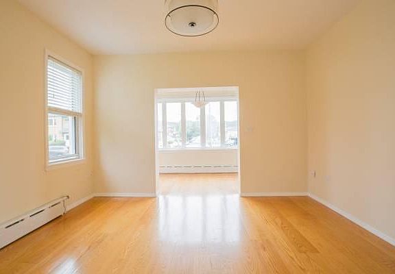 2nd image of 15 Schoharie St Floor 1