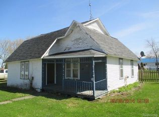 96 E Lapeer St, Peck, MI 48466