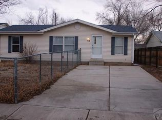 713 Santa Barbara Ave, Pueblo, CO 81005