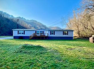 2151 Raccoon Rd, Raccoon, KY 41557