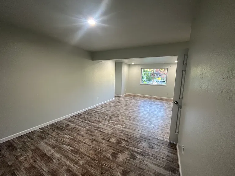additional living space / play room, or could be used as additional bedroom