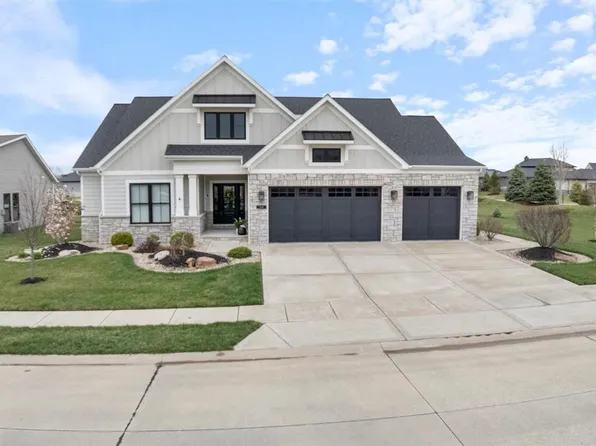 7121 Lost Oak Dr, Edwardsville, IL 62025