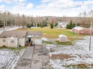 18530 Bush Rd, Chelsea, MI 48118