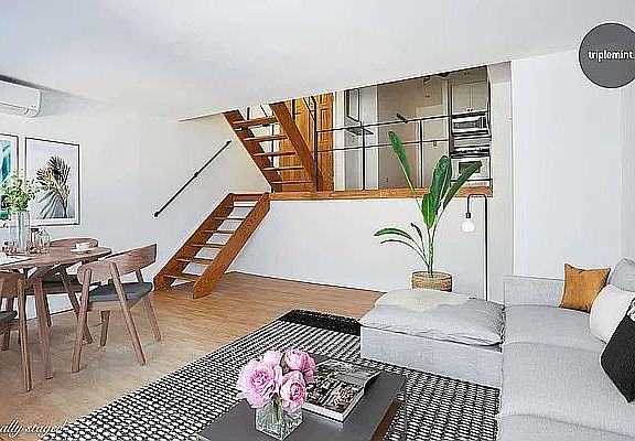 4th image of 225 E 86th St APT 201