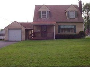 502 S 4th St, Sharpsville, PA 16150
