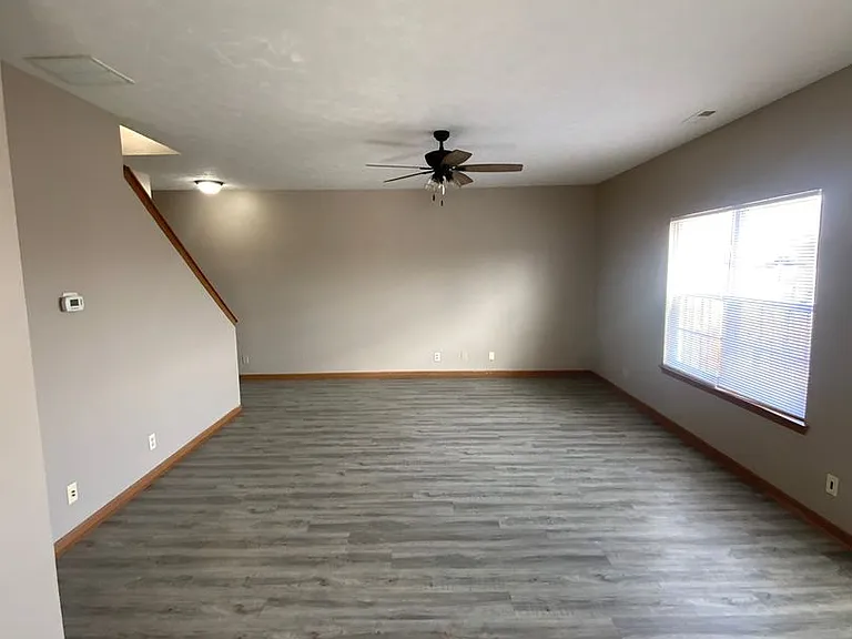 2383 Edison Dr — Photo 7