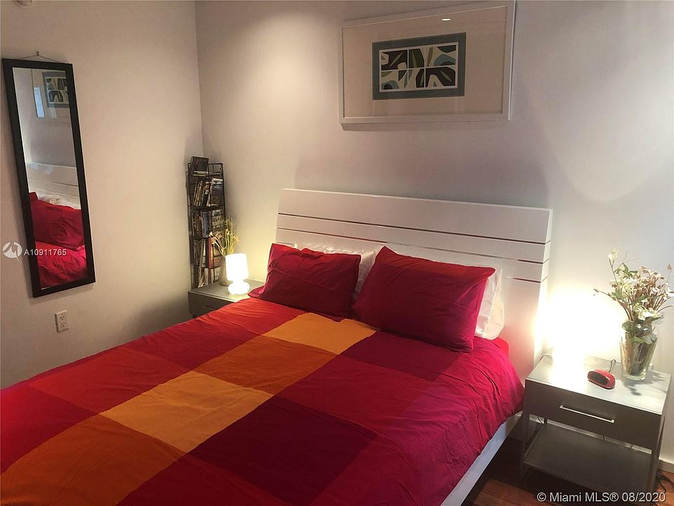 1st image of 1601 West Ave APT 107