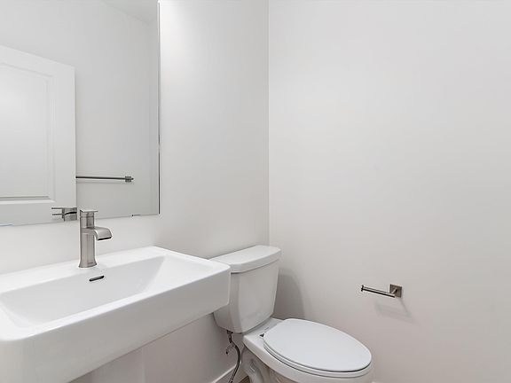 5th image of 4015 207th St SW
