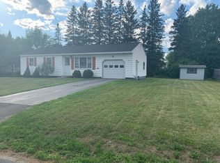 12 Russett St, Brewer, ME 04412
