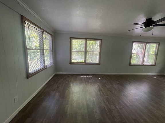 5th image of 47 Wildflower Ln