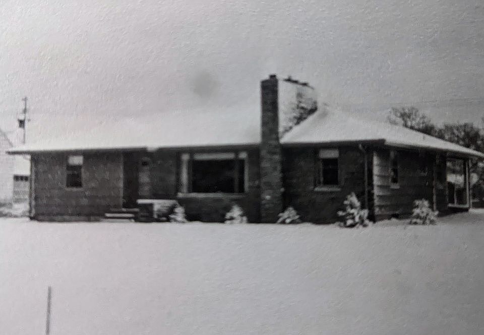 1st image of 2635 Burd Pl