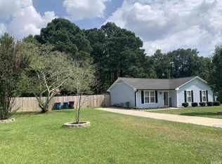 114 Gum St, Dunn, NC 28334