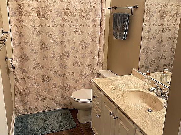 5th image of 7464 Columbia Ct