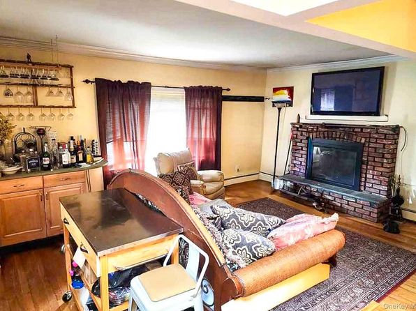 (undisclosed Address)