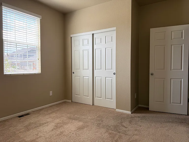 10266 Stagecoach Ave — Photo 9