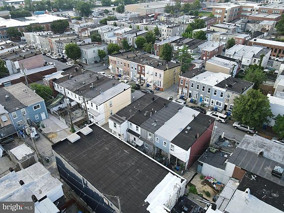 3rd image of 3808 Mount Pleasant Ave
