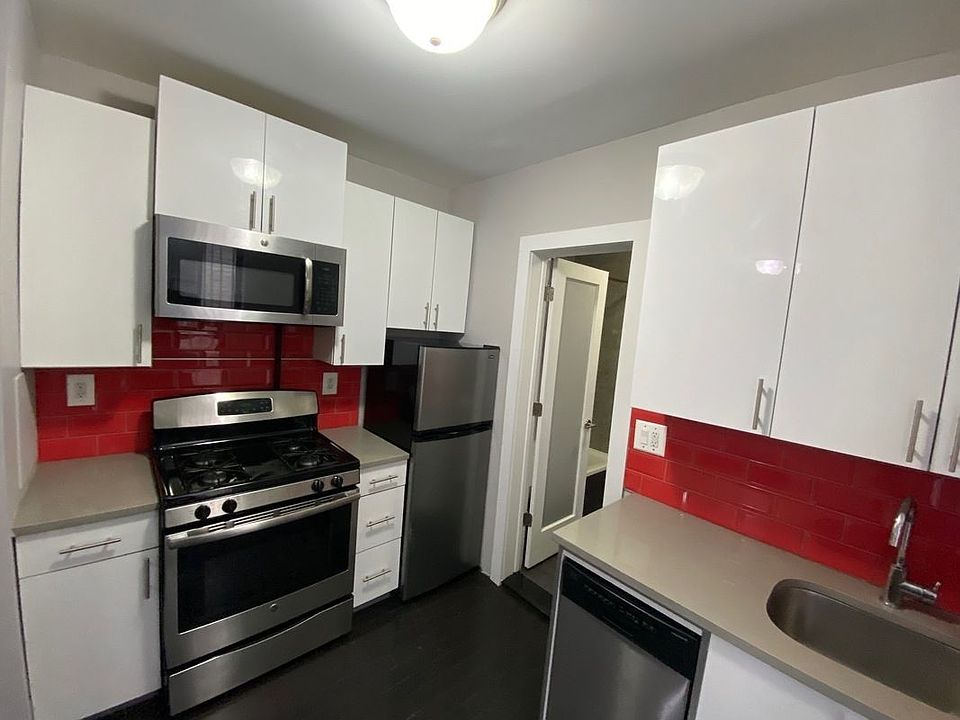 1st image of 90 Wadsworth Ave APT 4A