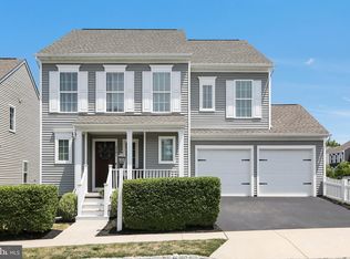 3261 Longview Rd, Mechanicsburg, PA 17055