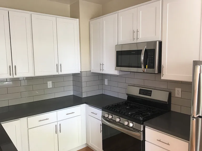 Anita Road Apartments — Photo 20