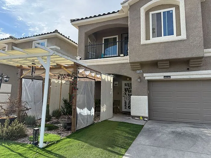 3 bed, 2.5 bath, 1714 sqft, $2,050 — Photo 4