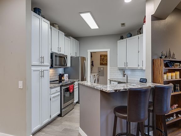5th image of 3010 Yarmouth Greenway Dr APT 206