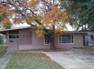 322 Brettonwood Dr, San Antonio, TX 78218