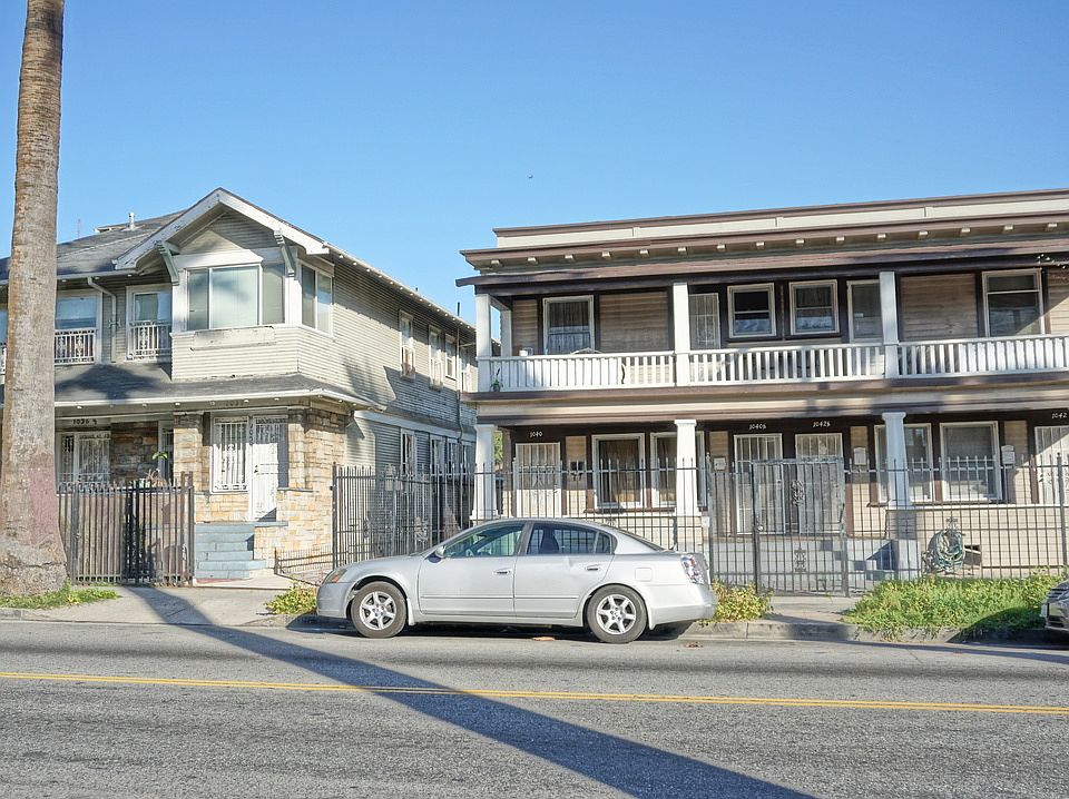 2nd image of 1040 S Union Ave