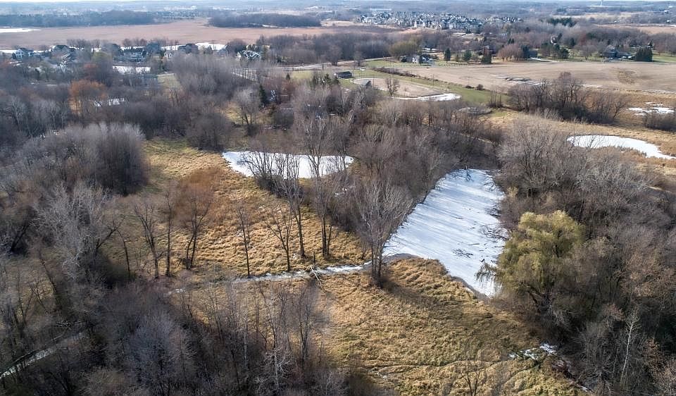 2nd image of 6330 Snyder Rd