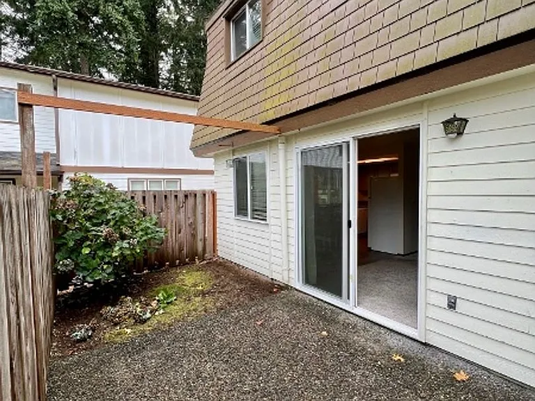 4508 6th Ave NE — Photo 18