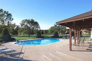 3rd image of 400 Park Hill Dr
