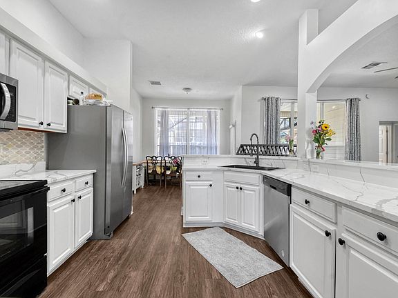 3rd image of 12874 Dunes Ct