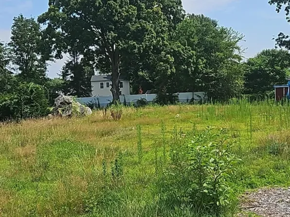 41 Village Street, Ellington, CT 06029