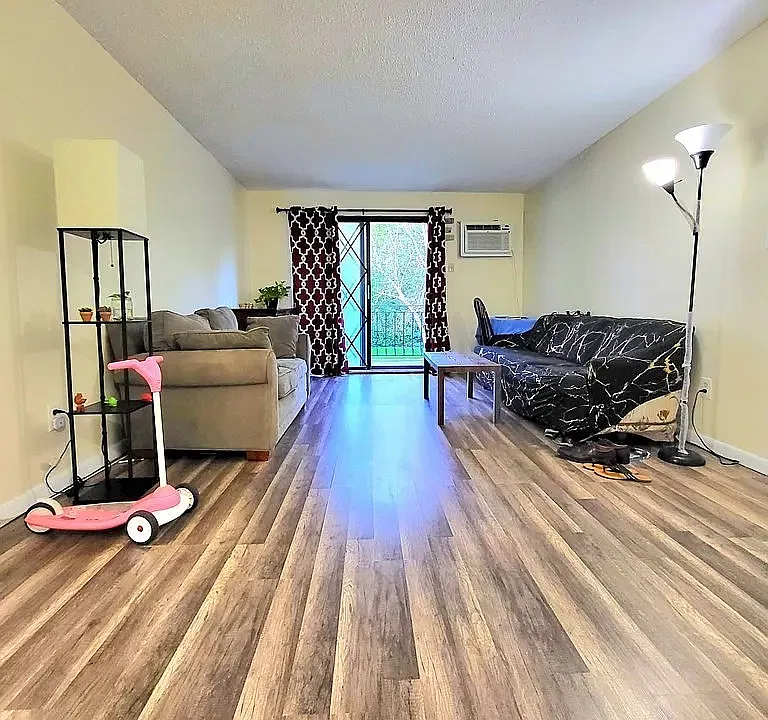 351 Pawtucket Blvd #19