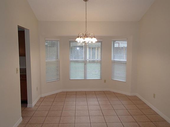 5th image of 12778 Serenade Cir N