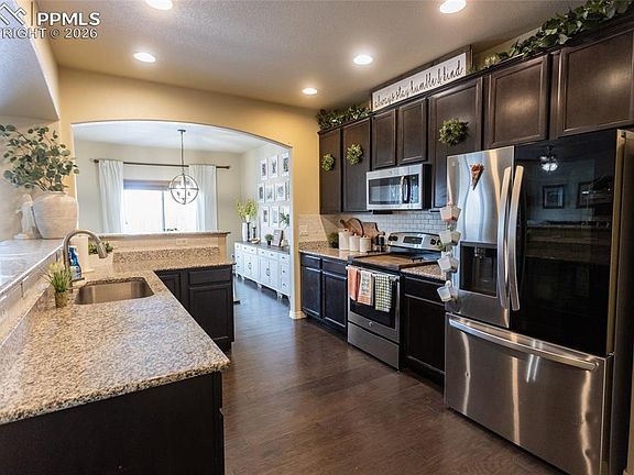 3rd image of 7856 Morning Dew Rd