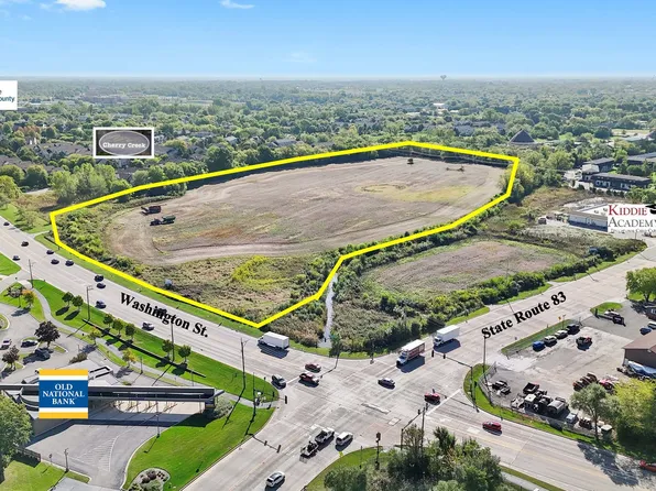 20295 W Washington St, Grayslake, IL 60030