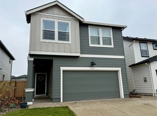 2979 V St, Springfield, OR 97477