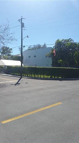 1st image of 5770 SW 74th Ter