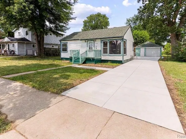 25520 Eton Ave, Dearborn Heights, MI 48125