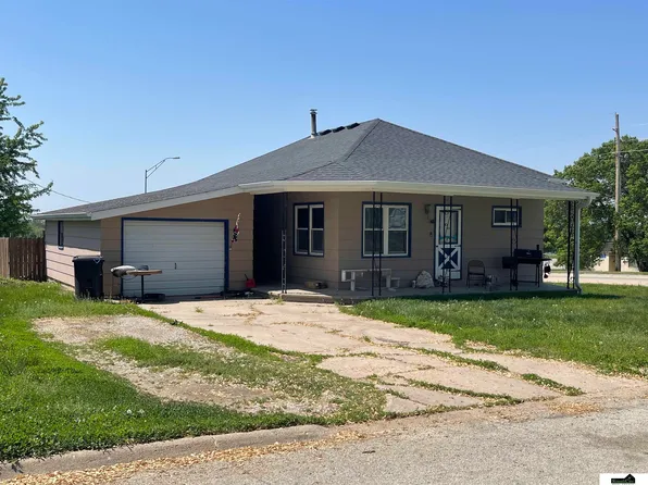 123 Washington St, Tecumseh, NE 68450