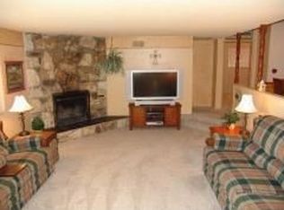 17335 Filbert St, Fontana, CA 92335