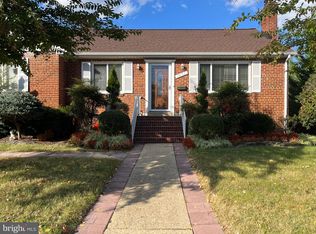 7053 Floyd Ave, Springfield, VA 22150