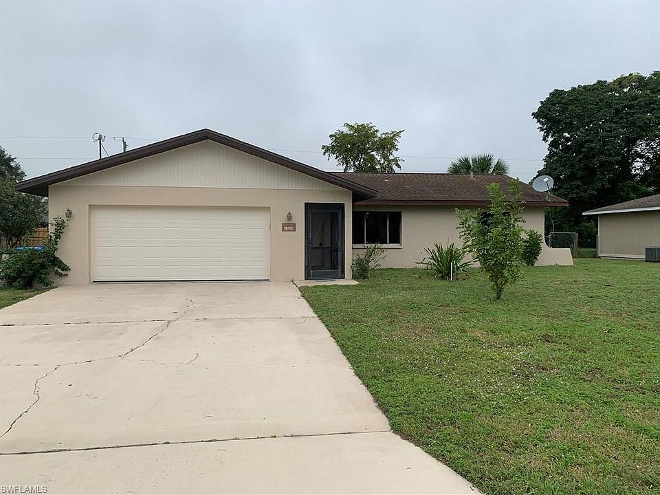 1st image of 1509 NE Van Loon Ln