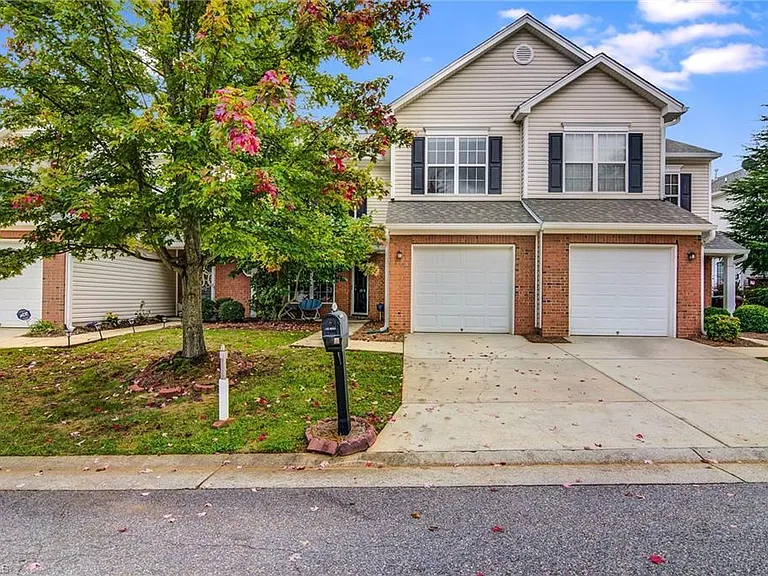 3970 Fountain Village Ln — Photo 1