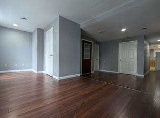 137 Remsen St APT 2, Cohoes, NY 12047