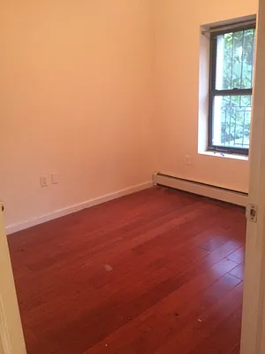 Rented by Tran Real Estate Inc. | media 43