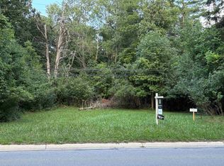 4705 Halsted Rd, West Bloomfield, MI 48323