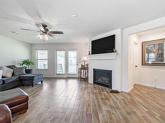 2nd image of 3980 Eagle Nest Lake Ln