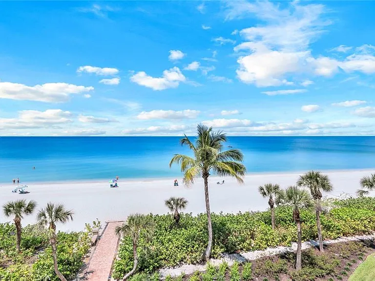 10475 Gulf Shore Dr #142 — Photo 1