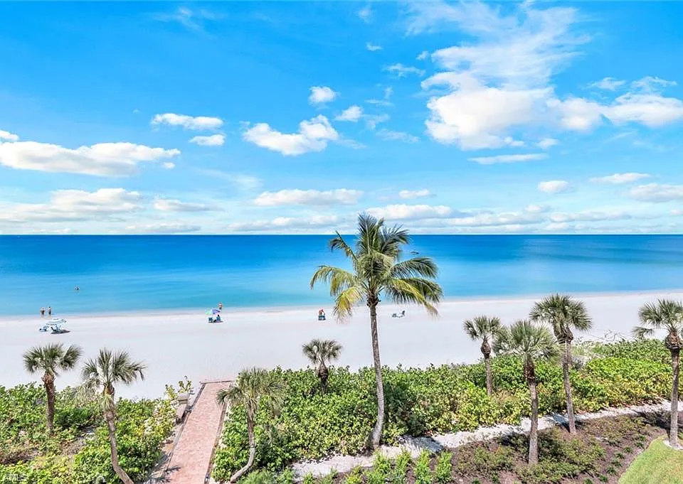 10475 Gulf Shore Dr #142
